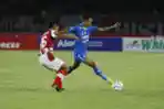 Persis Solo Bekuk Persib Bandung 2-1