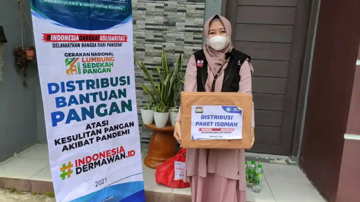 ACT Bangka Distribusikan Puluhan Paket Bantuan untuk Warga Isoman