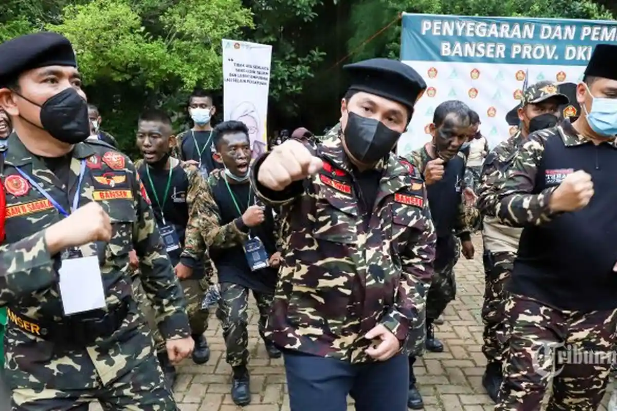 Erick Thohir Jadi Anggota Kehormatan Banser, Disambut Panglima Yaqut Cholil: Mari Berkhidmat