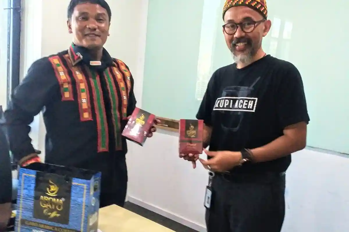 Serambi Podcast Siarkan Kisah Heroik Radio Rimba Raya dari Bener Meriah Bersama Kadispar Irmansyah