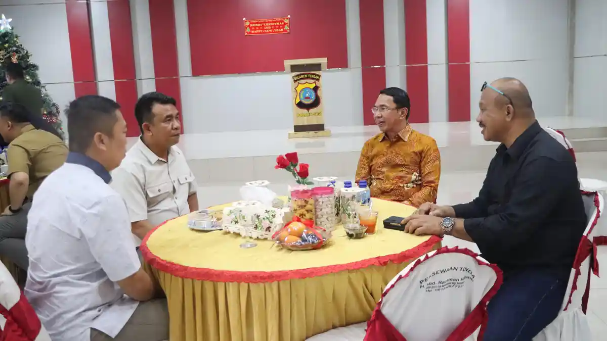 Open House Natal di Polres Sigi, Kapolres Perkuat Kebersamaan dan Kerukunan
