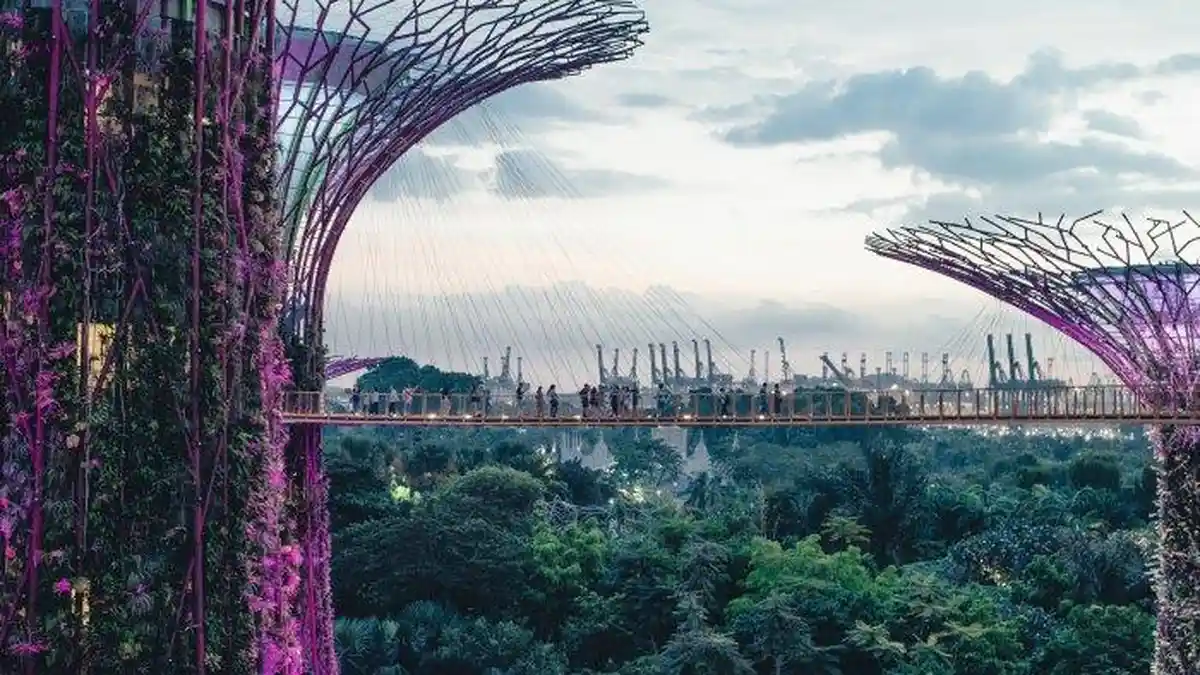 JANGAN Lakukan 7 Hal Ini saat Liburan ke Singapura