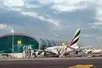 maskapai-emirates_20170807_160121.jpg
