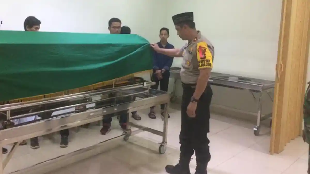 Seorang Mahasiswa Tewas di Kolam Renang Sawangan