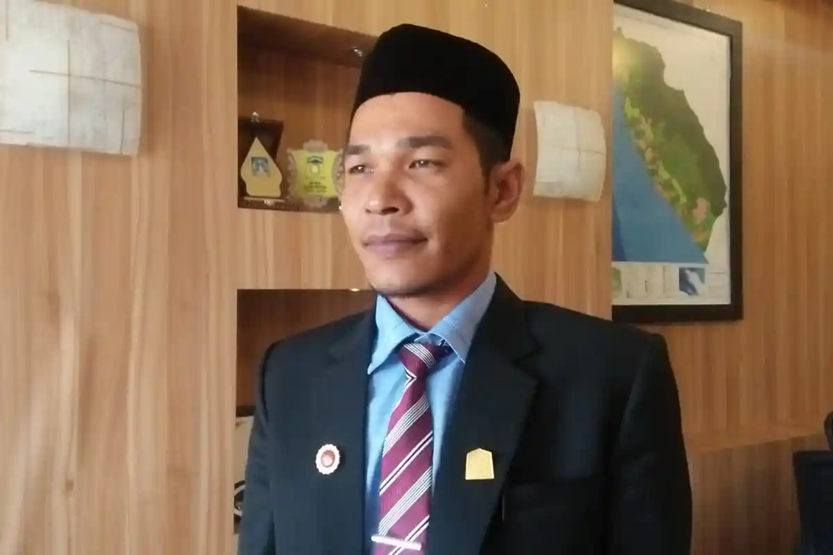 Ketua DPRK Aceh Jaya Bantah Ambil Keputusan Sendiri, Muslem: Saya Akomodir Semua Fraksi & Surat DPW