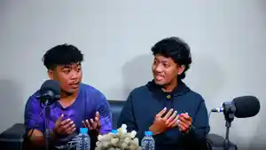 Koordinator-bersama-anggota-Manokwari-Running-Team-MRT-Andika-Tampang.jpg