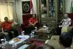 Hidayat Didiek Datangi Dien Syamsudin