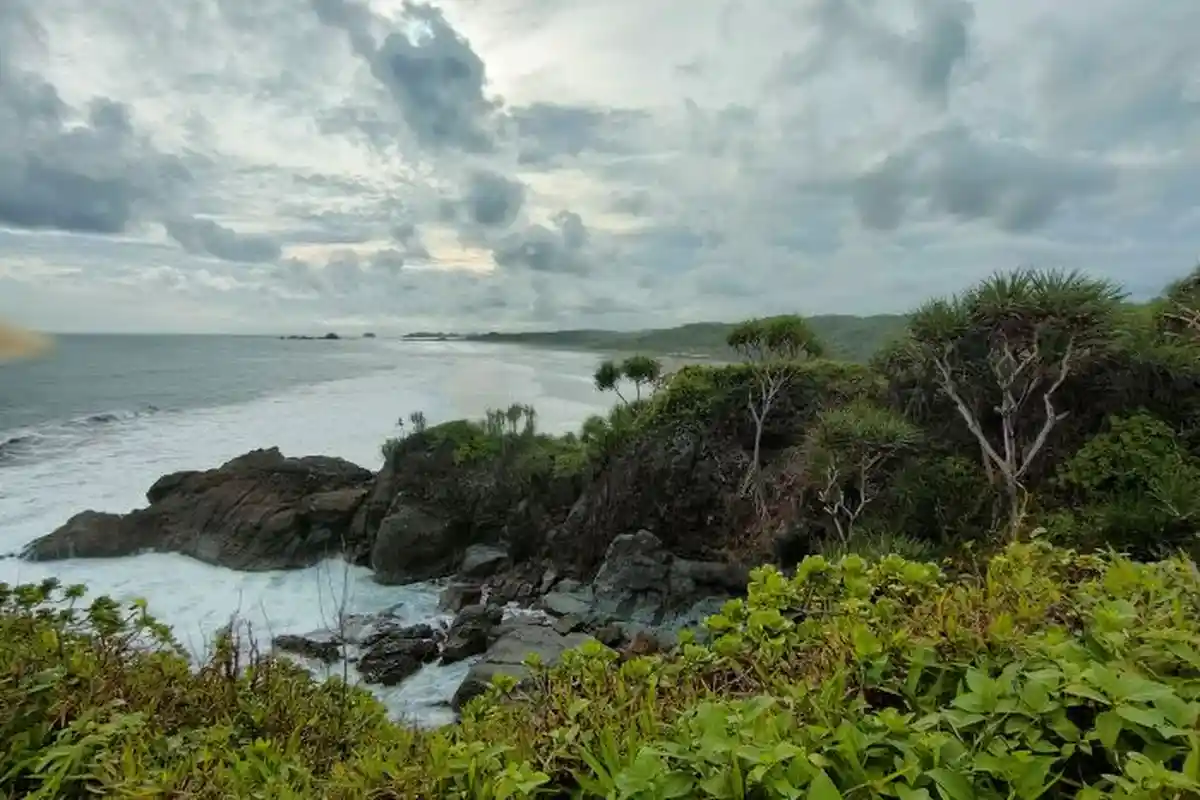 NASIB Menyedihkan, Pemandangannya Indah, Pantai Keusik Luhur Pangandaran Puluhan Tahun Terbengkalai