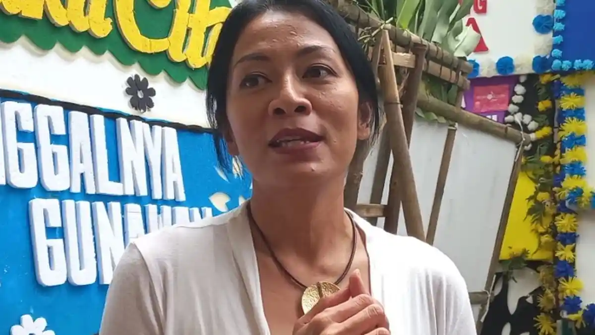 Dewi Lestari Tegar dan Ikhlas Saat Berduka, Belajar 'Melepaskan' Reza Gunawan Sejak Dirawat di RS