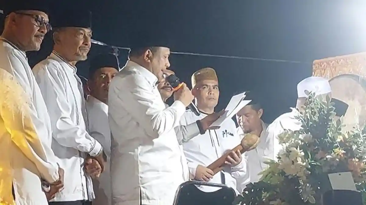 Pawai Takbiran Bupati Bireuen dan Para Pejabat Naik Trado