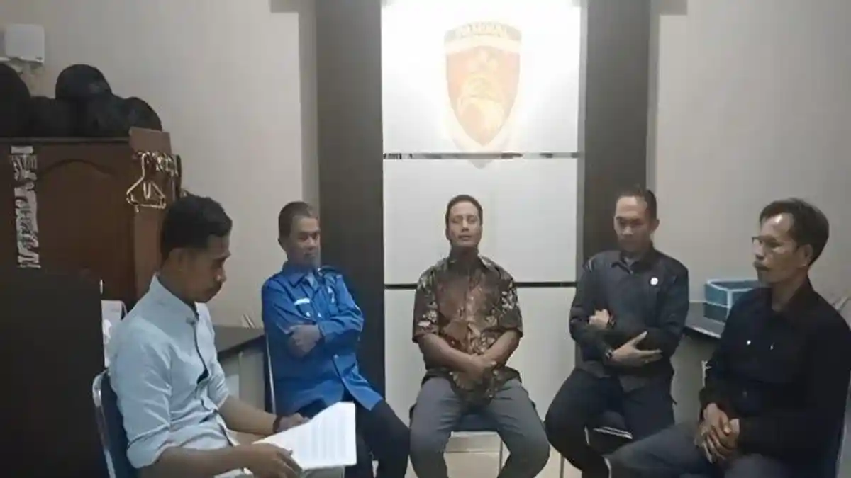 KADES Wonua Raya Blak-blakan Beber Diarahkan Kapolsek Baito Minta Uang Damai Rp50 Juta ke Supriyani