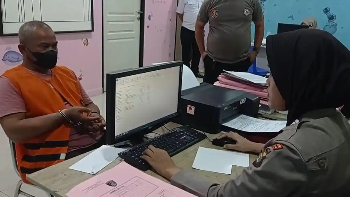 Mengaku Sakti, Dukun AS di Lampung Selatan Cabuli Gadis 19 Tahun