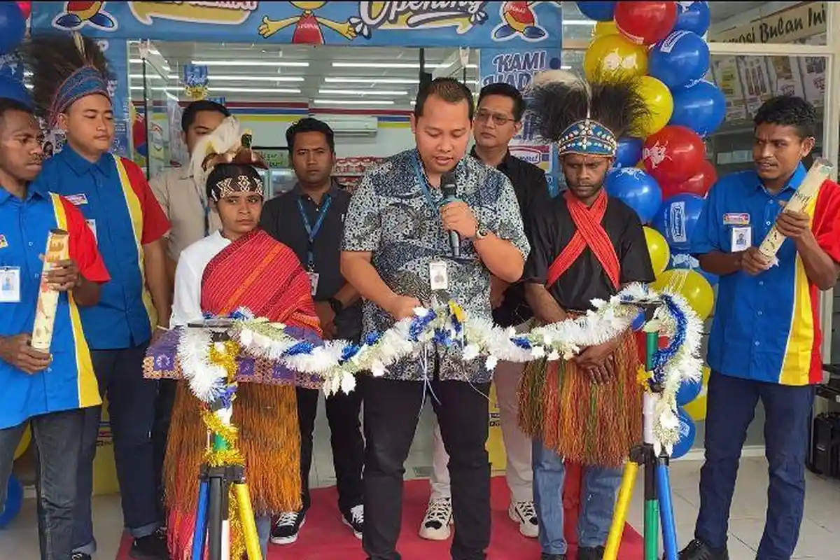 Resmi Beroperasi Pertama Kali di Sorong Selatan, Warga Teminabuan Serbu Indomaret