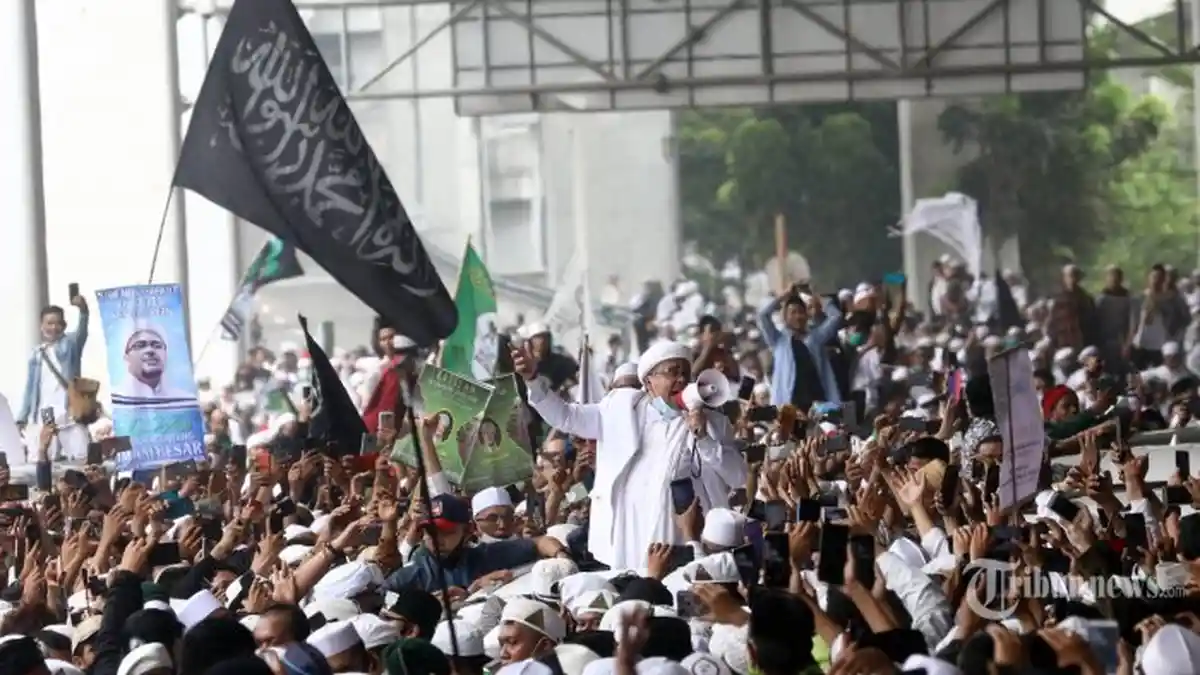 Kasus Lamanya Diungkit Kembali, Habib Rizieq Singgung Soal Revolusi Berdarah 'Bisa jadi Bom Waktu'
