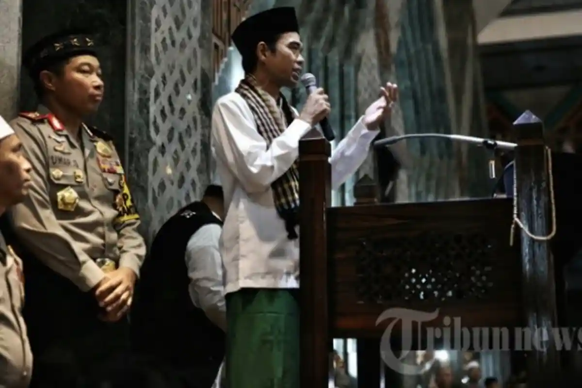 Amalan Malam Nisfu Syaban 2021, Ustadz Abdul Somad Sebut Ada Ampunan Bila Beribadah, Keutamaannya
