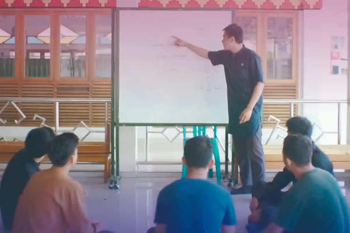 Dosen FKIP UM Metro, Bobi Hidayat : Ramadhan Bulan Pendidikan