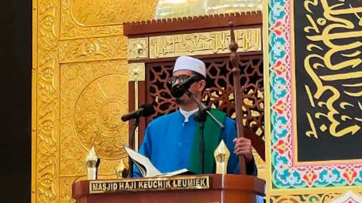 Jumat di Masjid HKL: Allah Tidak Cabut Ilmu dari Hati Manusia, Tapi dengan Cara Mewafatkan Ulama