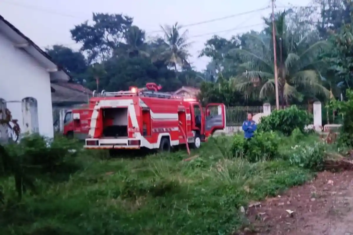 Kebakaran Gudang Mebel di Bandarjaya Timur Lampung Tengah, Warga Kaget Lihat Api Membesar