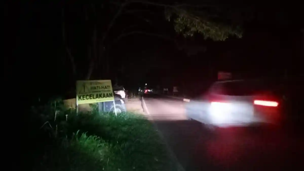 Pengendara Keluhkan Minimnya Penerangan Jalan Siguntu Tana Toraja