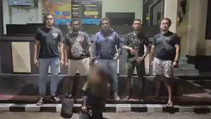 FP-41-pelaku-pembacokan-terhadap-anak-SD-ditangkap-Tim-Resmob-Komodo-Polres-Manggarai-Barat.jpg