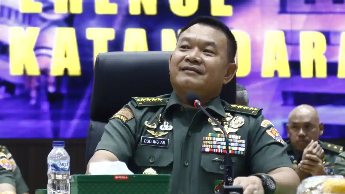 Jenderal Dudung Buka Pintu Mabes Angkatan Darat Untuk Kehadiran Effendi Simbolon