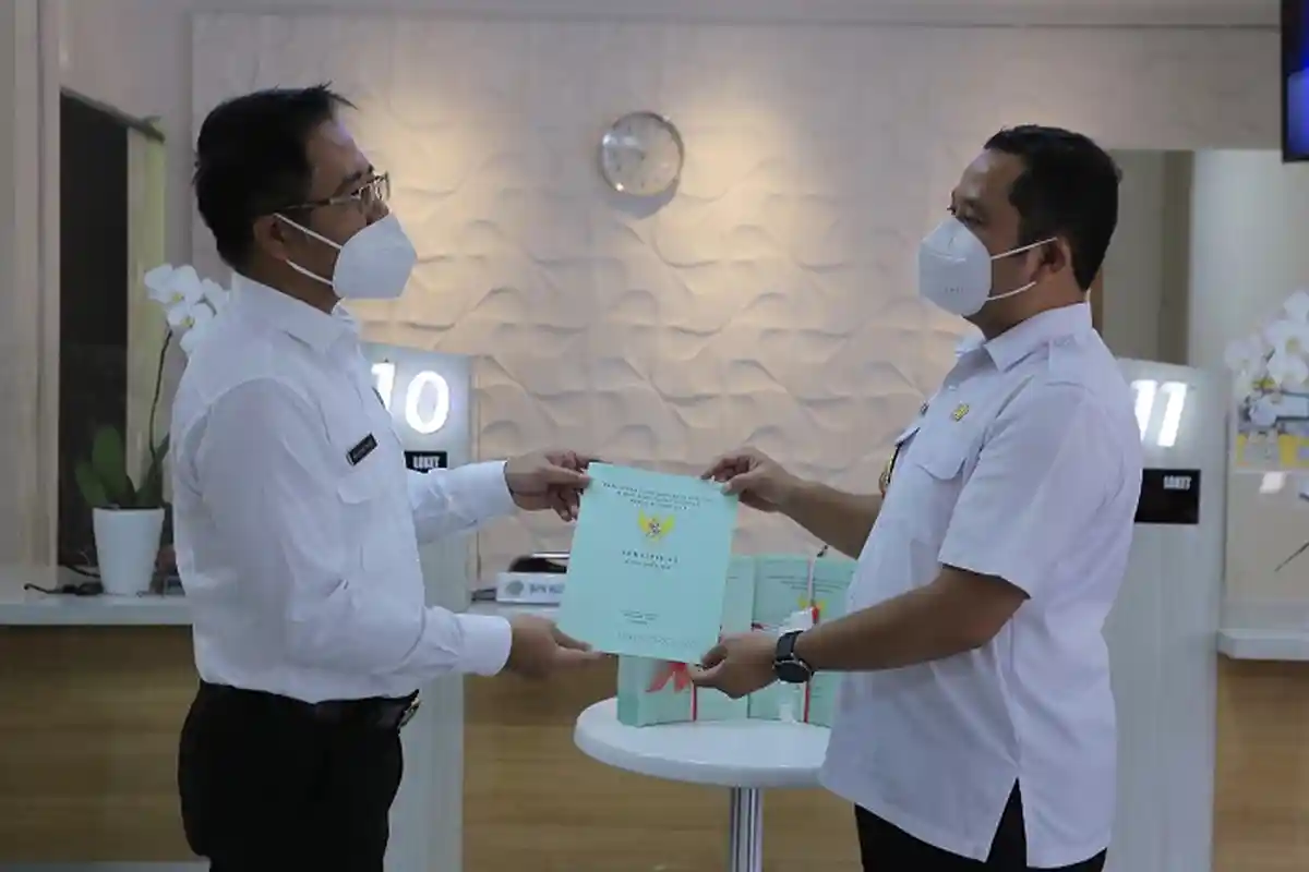 Pemkot Tangerang Dapat Kado Ulang Tahun Sertifikat 103 Bidang Aset dari Kantor Pertanahan