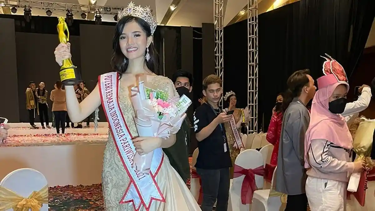 Selamat! Remaja Asal Banyumas Athifa Sahnaz Ramadhani Jadi Runner Up Putri Remaja Indonesia 2021