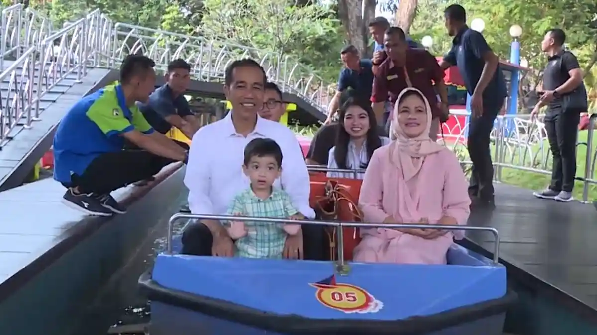 Saat Presiden Ajak Cucu 'Ngabuburit' ke Dufan