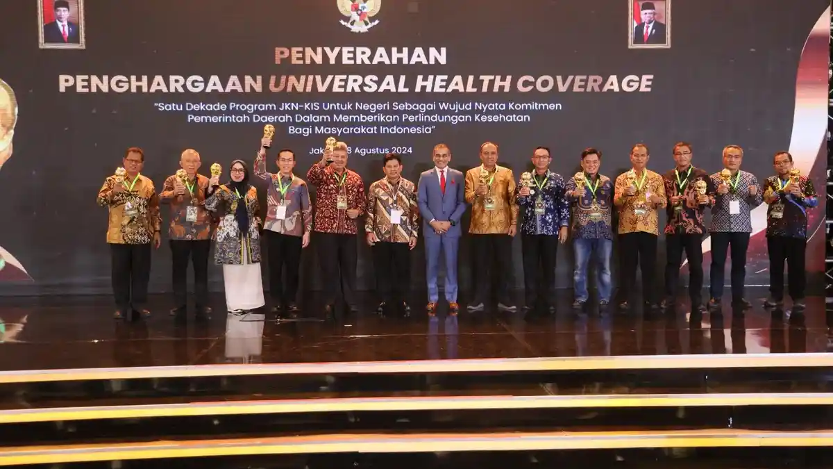 Banggai Raih Penghargaan UHC Award 2024, Apresiasi untuk Program Jaminan Kesehatan