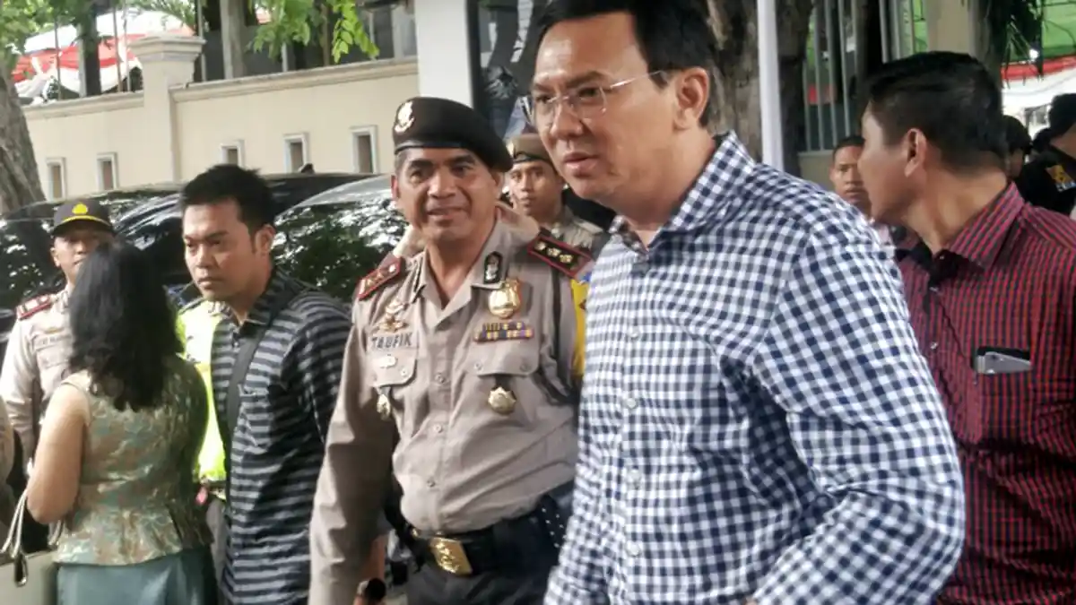 Tak Ada Tradisi Natal, Ahok: Saya Bukan Orang yang Terlalu Mistik