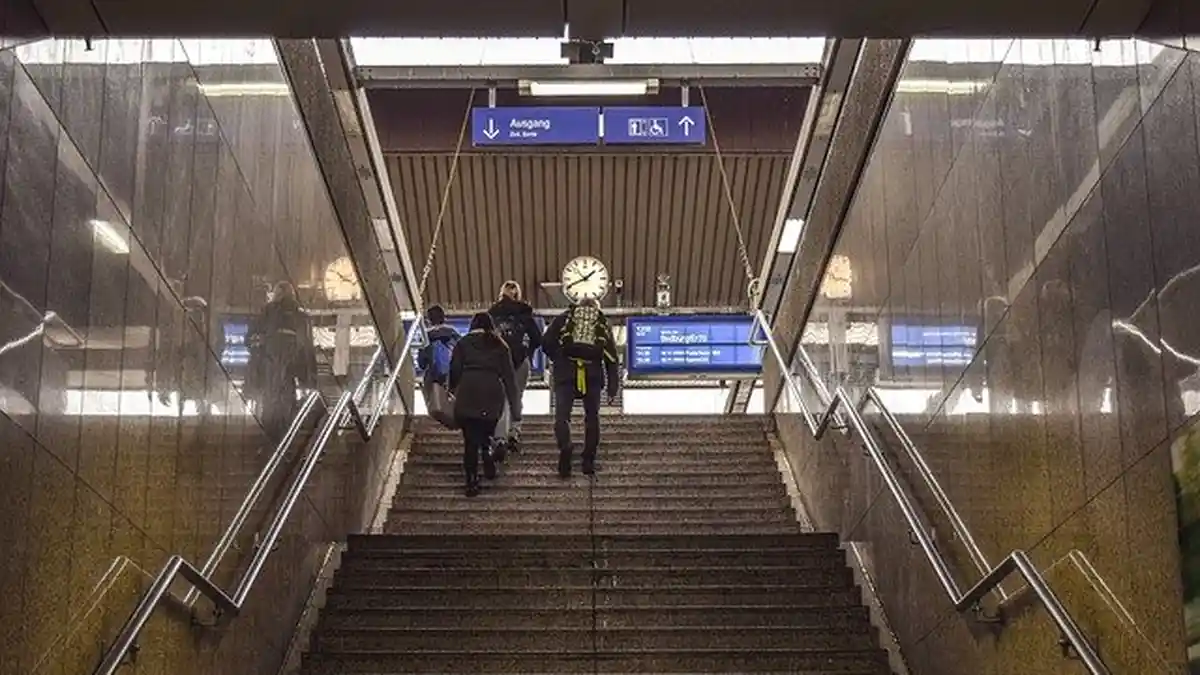 Arti Mimpi Tangga, Berbahagialah Saat Bermimpi Menaiki Tangga
