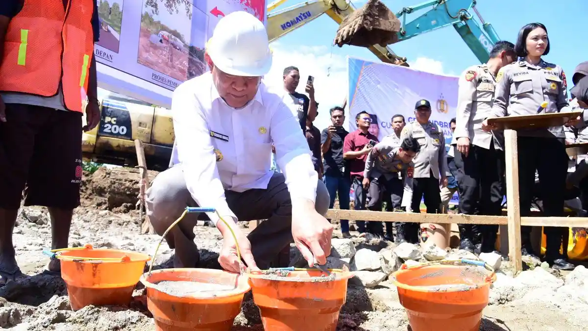 Gubernur Gusnar Ismail Letakkan Batu Pembangunan Gudang Jagung, Gorontalo Sudah Produksi 55.606 Ton