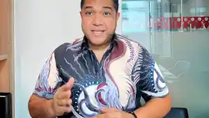 a-Justin-Adrian-Untayana-mengkritik-sikap-Pemprov-DKI-Jakarta-yang-dinilai-lembek.jpg