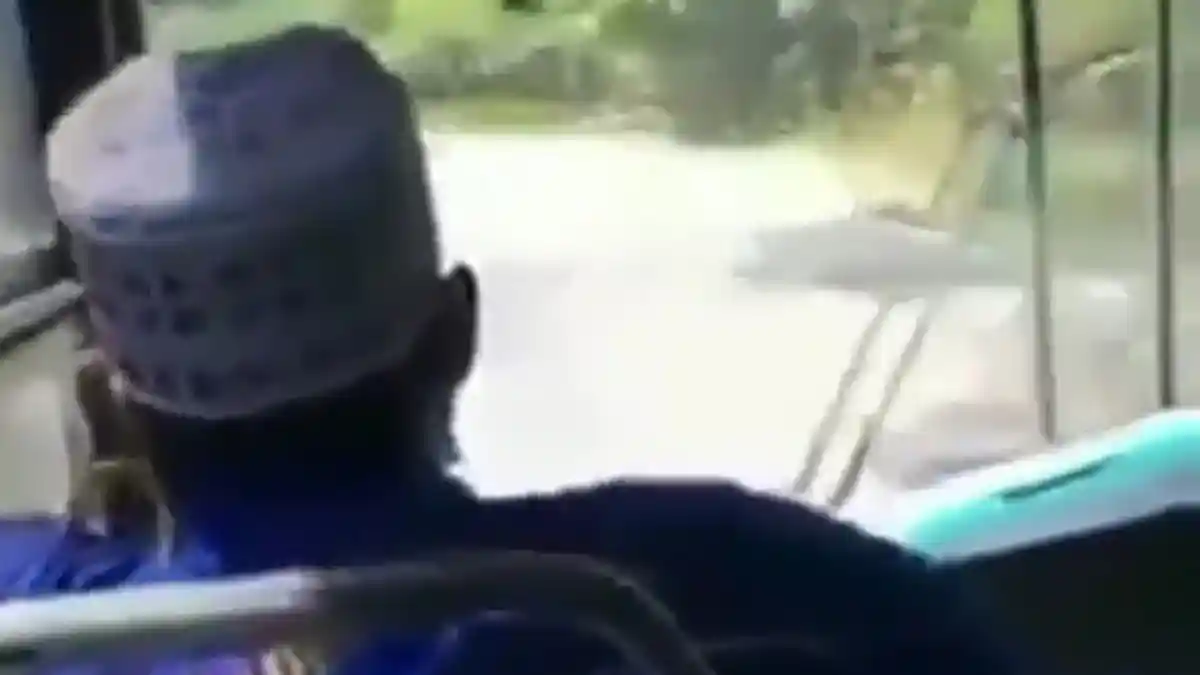 Viral Video Detik-detik Laka Lantas Maut Bus Sugeng Rahayu di Saradan, Penumpang: Astaghfirullah