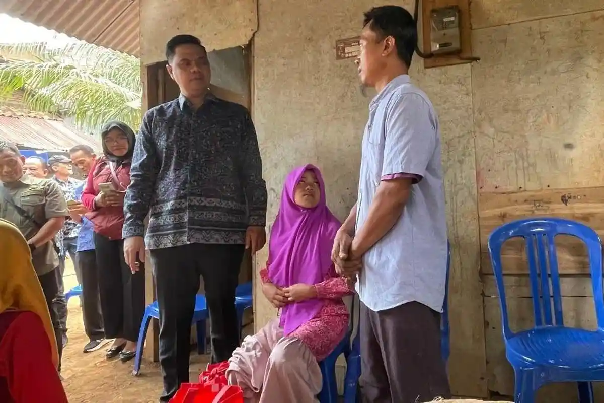 Bahagianya April dan Alika, Anak Tukang Rosok Calon Siswi SR di Jepara: Saya Ingin Jadi Guru