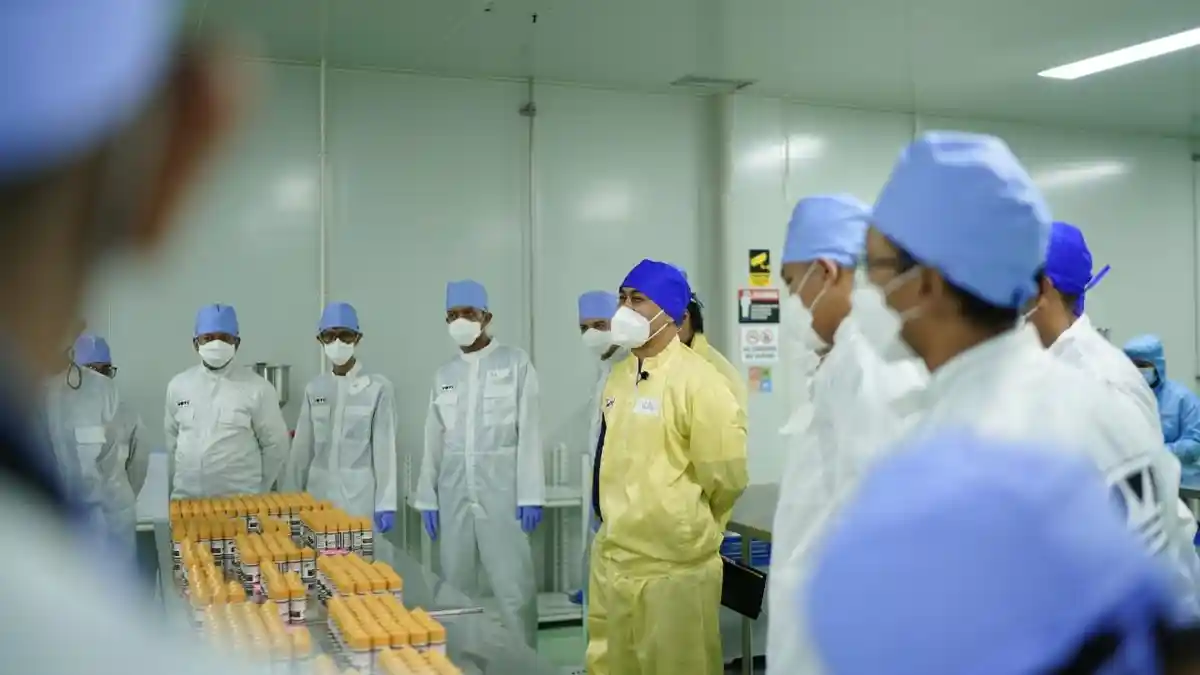 Tren Permintaan Rokok Elektrik Terus Naik, MOVI Pamerkan Lab Produksi ...