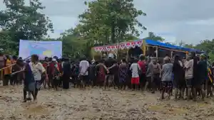 S-MAGAI-Masyarakat-adat-bersama-tujuh-kepala-suku-D.jpg