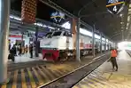 rangkaian-kereta-api-joglosemarkerto.jpg