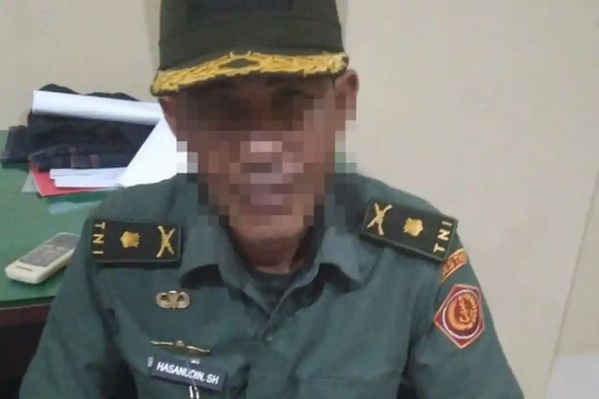 Konyol! Demi Gadis Pujaan, TNI Gadungan Ini Rela Video Call di Depan Markas TNI, Begini Akibatnya