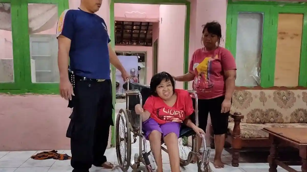 Ironis Kakak Beradik Lumpuh ini Hidup dalam Kemiskinan, Tak Pernah Terima Bantuan Pemerintah