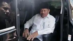 GubernurMaluku-Utara-Abdul-Ghani-Kasuba-Ditangkap-KPK-Kena-OTT-Bersama-14-Orang-Lainnya.jpg