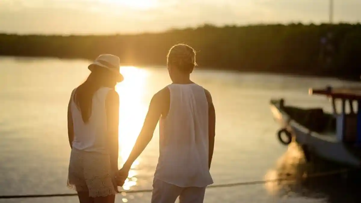 6 Zodiak Pacar Romantis: Virgo Bikin Pasangan Merasa Istimewa, Taurus Memikat dengan Kata-kata Manis