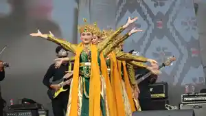 Tari-Geol-Tegalan-versi-baru.jpg