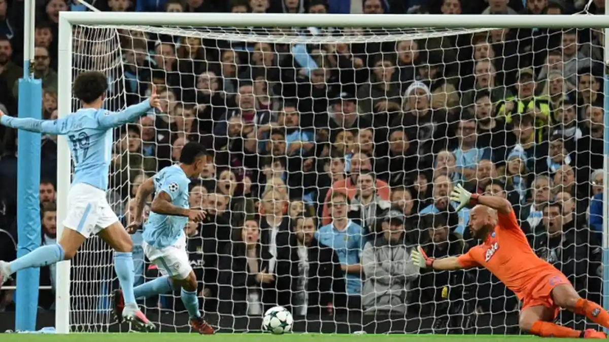 Muncul Larangan Aneh Jelang Laga Napoli Versus Manchester City