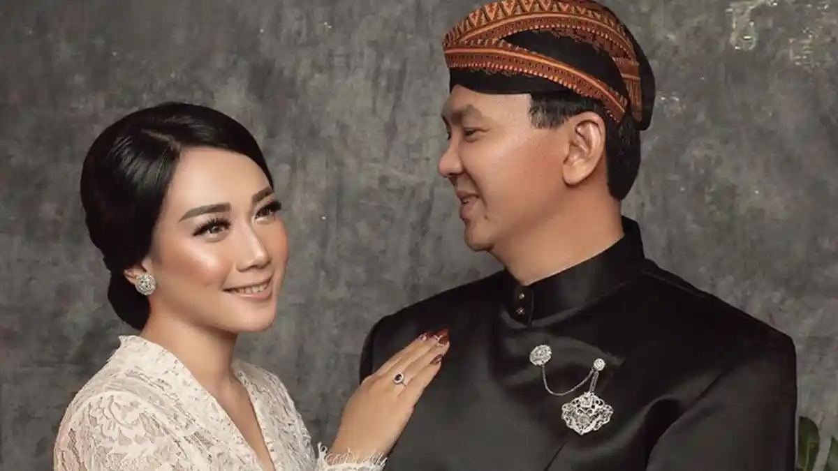 Potret Nicholas Sean yang Hadiri Acara 7 Bulanan Puput Nastiti dan Ahok: Congrats Dad
