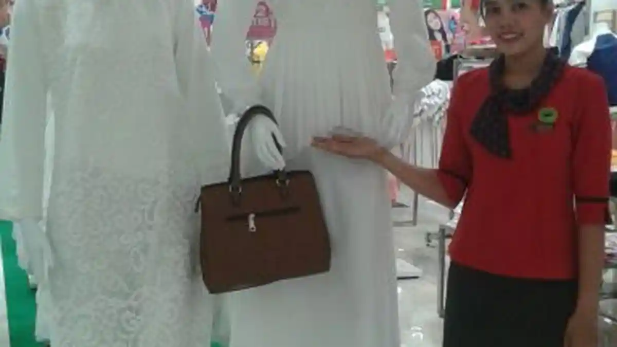 Busana Muslim Terbaru di Matahari Depstore Mal Lippo Plaza