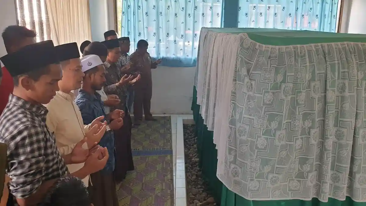 Lestarikan Warisan Leluhur, Ribuan Warga Delima Gelar Tradisi Khanduri Blang