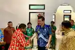 Bupati-Kaimana-Freddy-Thie-meresmikan-Rumah-Pastori-Jemaat-GPI-Papua-Elim-Kali-Sukun.jpg
