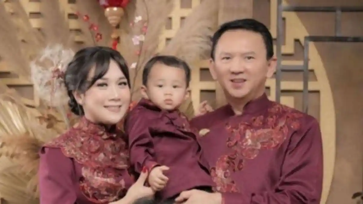 Ahok Rayakan Imlek bareng Puput Nastiti Devi dan Yosafat, Roger Danuarta Beri Ucapan Gong Xi Fa Cai