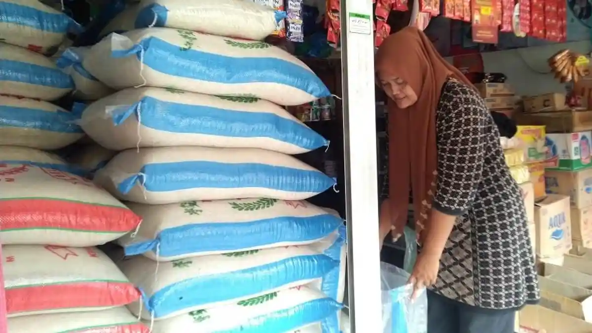 Rata-rata Turun Rp1.000 Per Kilogram, Update Harga Berasa di Pasar Kudus